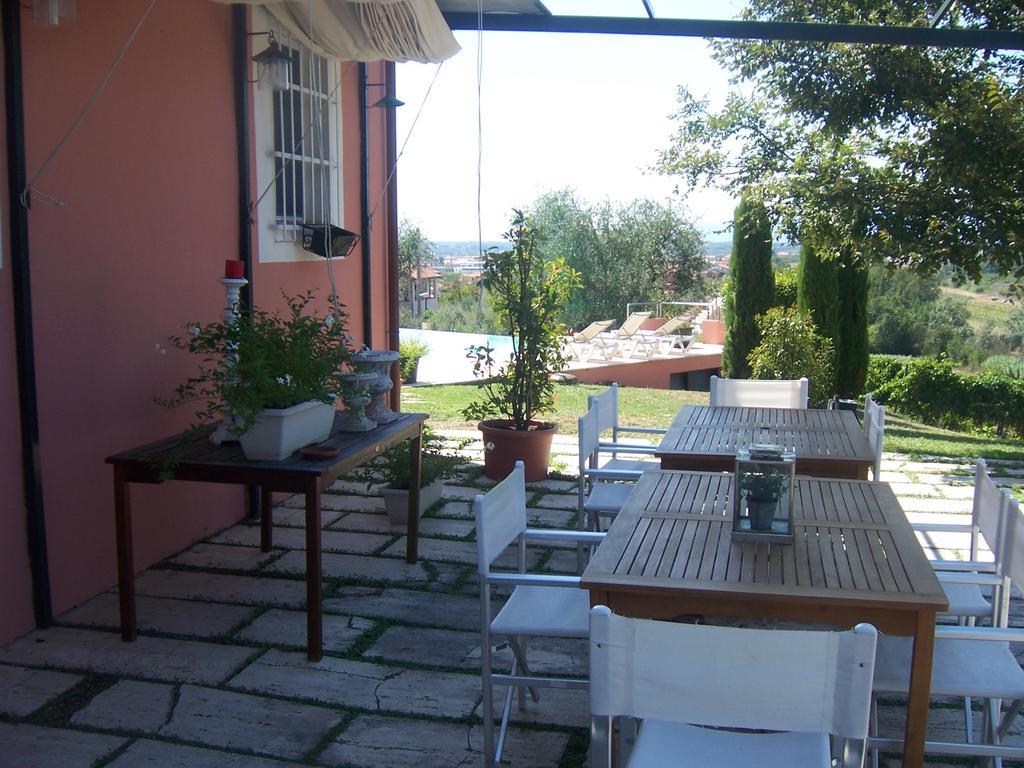 Agriturismo Le Due Querce Lazzeretto Exteriör bild